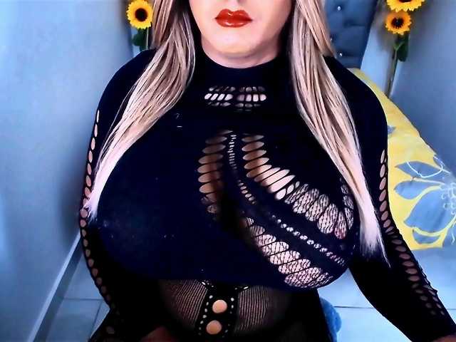 kamilabigcock