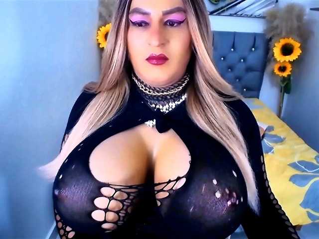 kamilabigcock