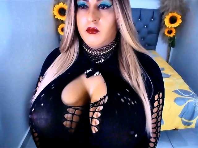 kamilabigcock