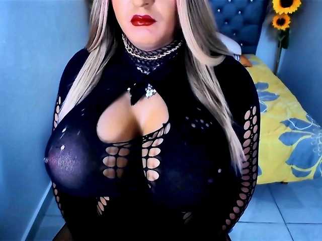 kamilabigcock