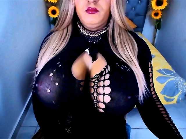 kamilabigcock