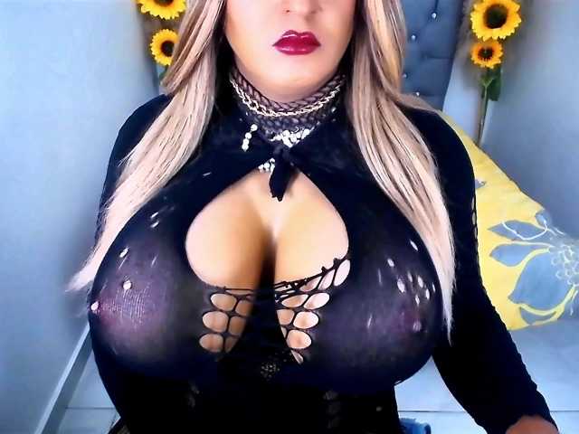 kamilabigcock