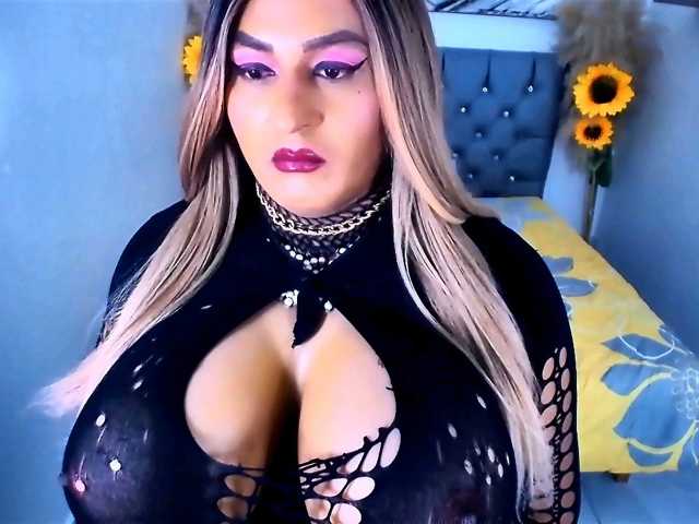 kamilabigcock