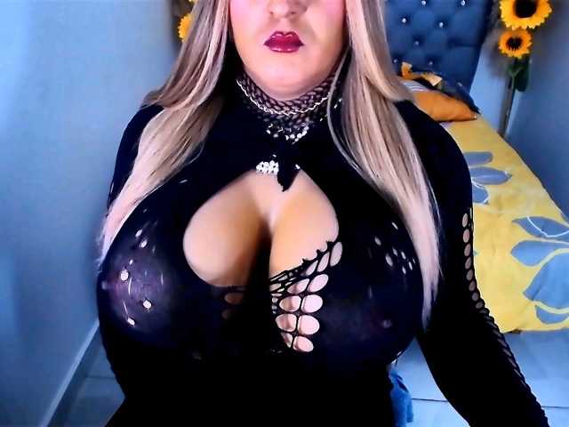 kamilabigcock