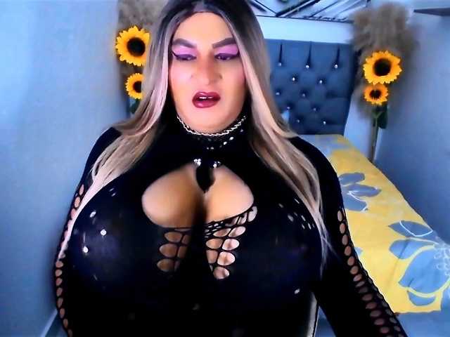 kamilabigcock