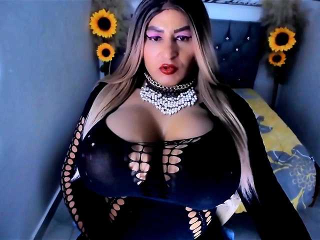 kamilabigcock