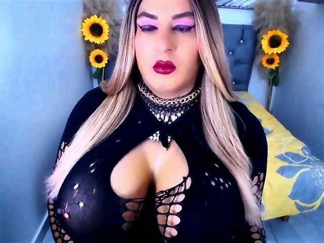 kamilabigcock