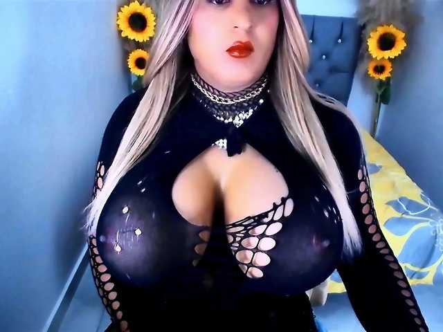 kamilabigcock