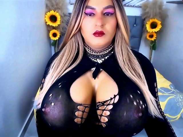 kamilabigcock