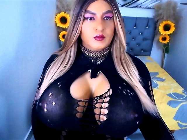 kamilabigcock