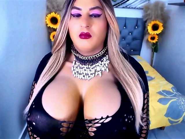 kamilabigcock