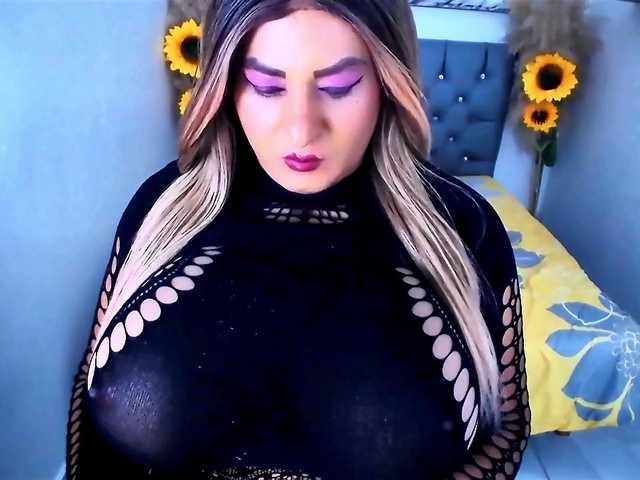 kamilabigcock