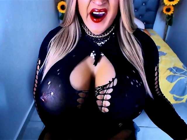 kamilabigcock