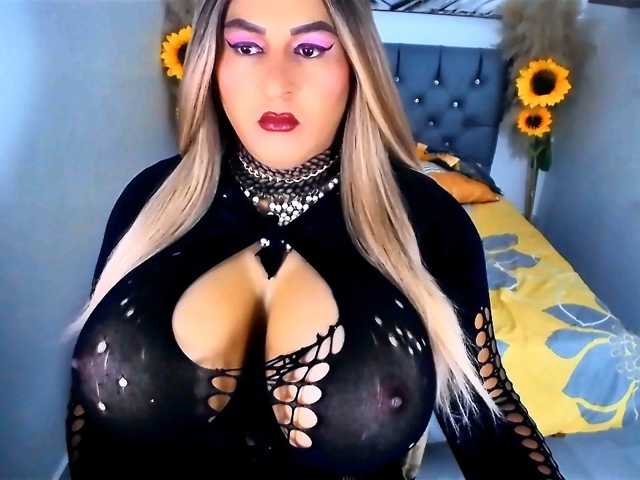 kamilabigcock