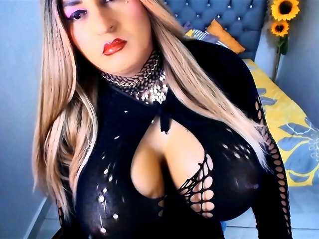 kamilabigcock