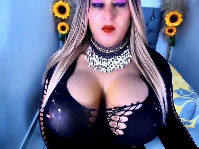 kamilabigcock