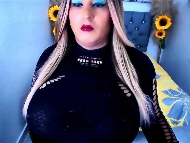 kamilabigcock