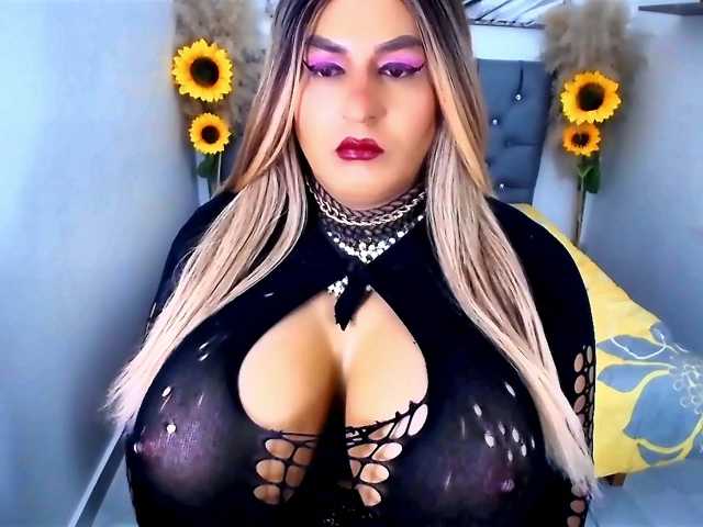 kamilabigcock