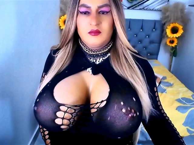 kamilabigcock