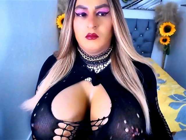 kamilabigcock