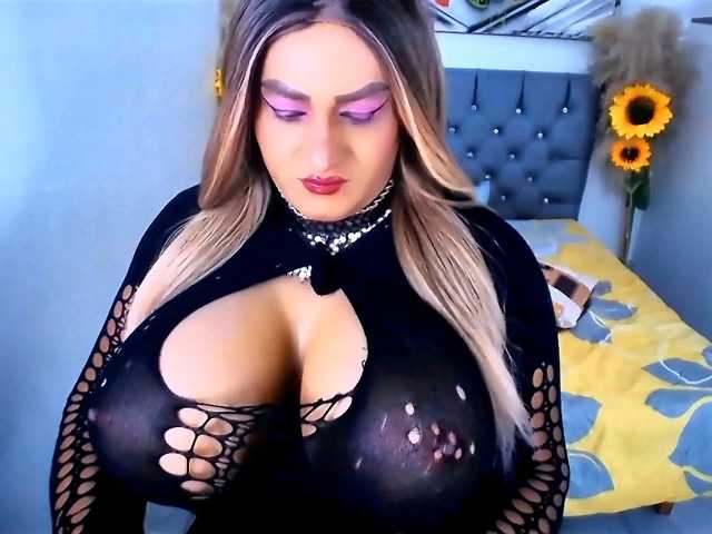 kamilabigcock
