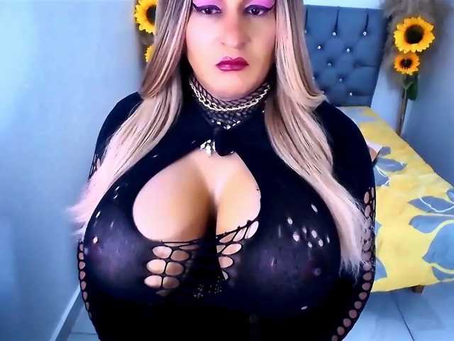 kamilabigcock