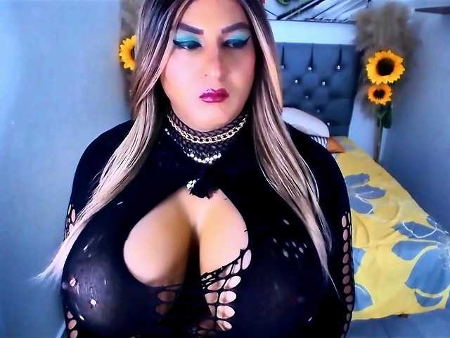 kamilabigcock