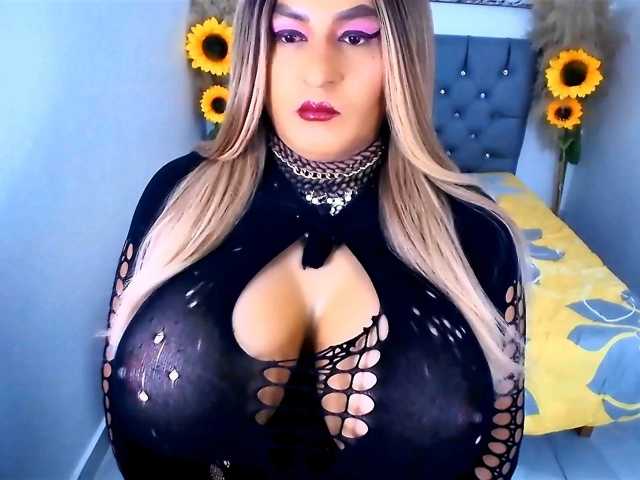 kamilabigcock