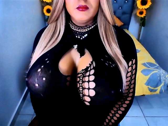 kamilabigcock