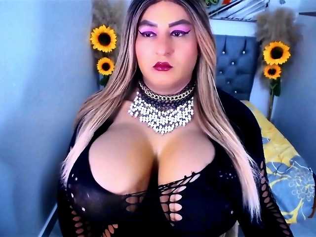 kamilabigcock