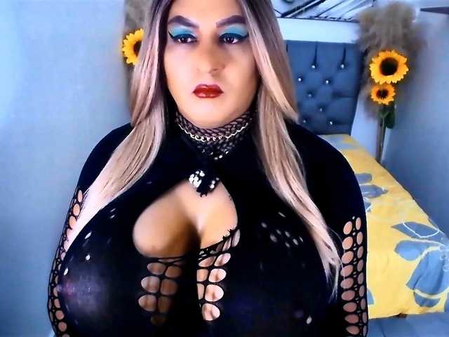 kamilabigcock