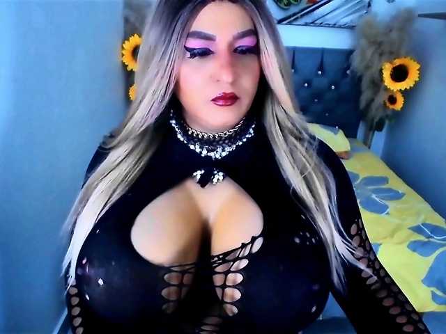 Kamilabigcock