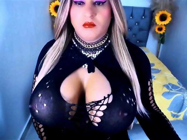 kamilabigcock