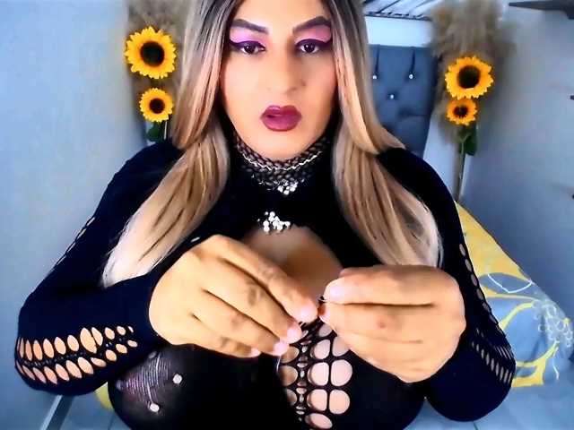 kamilabigcock