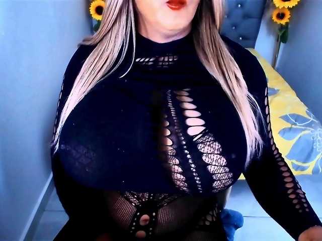 kamilabigcock