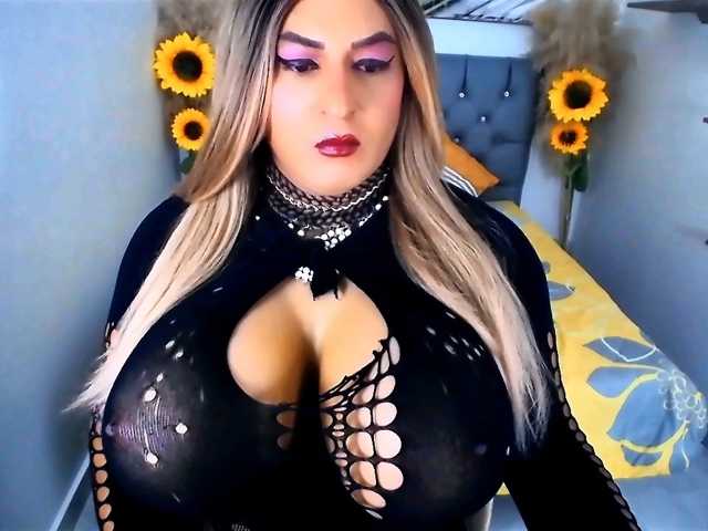 kamilabigcock