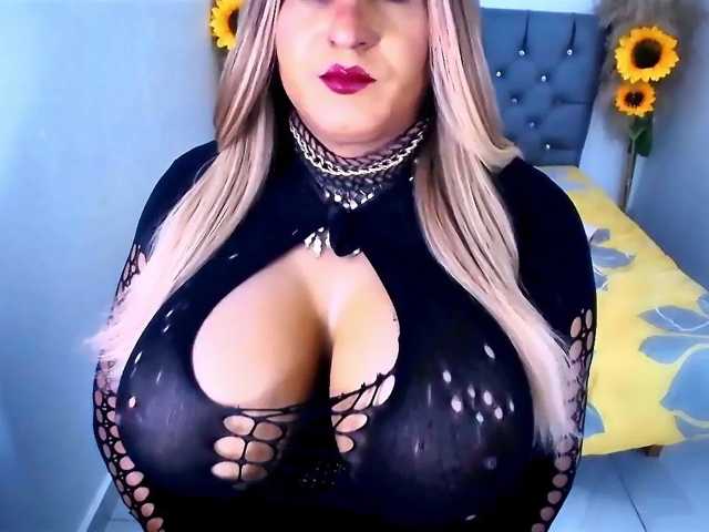 kamilabigcock