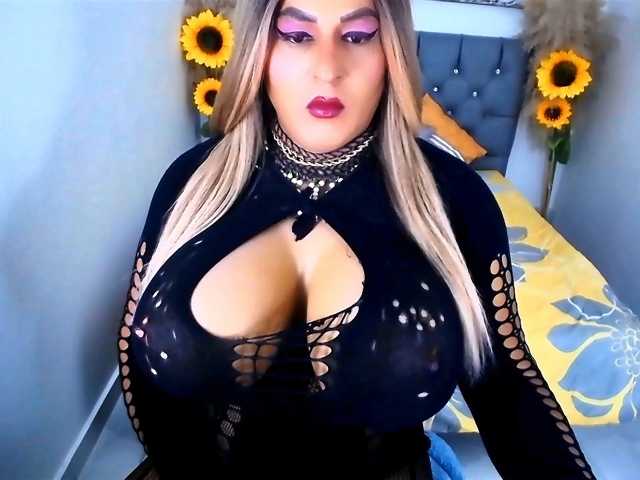 kamilabigcock