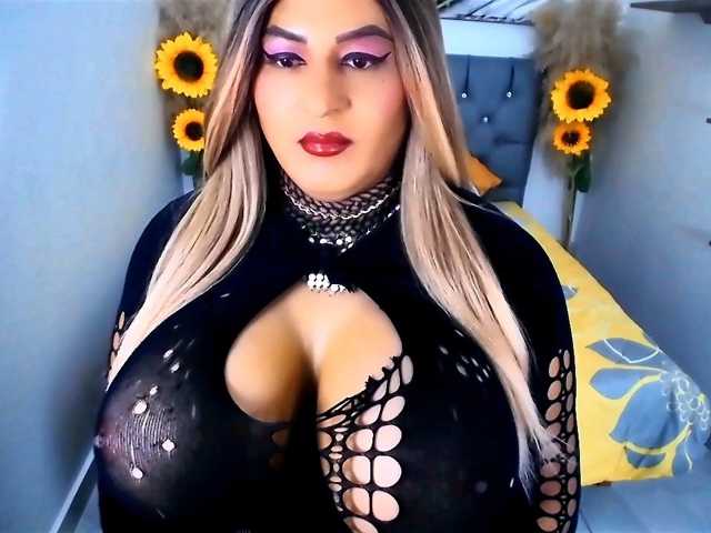 kamilabigcock