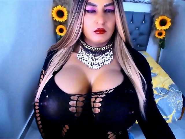 kamilabigcock