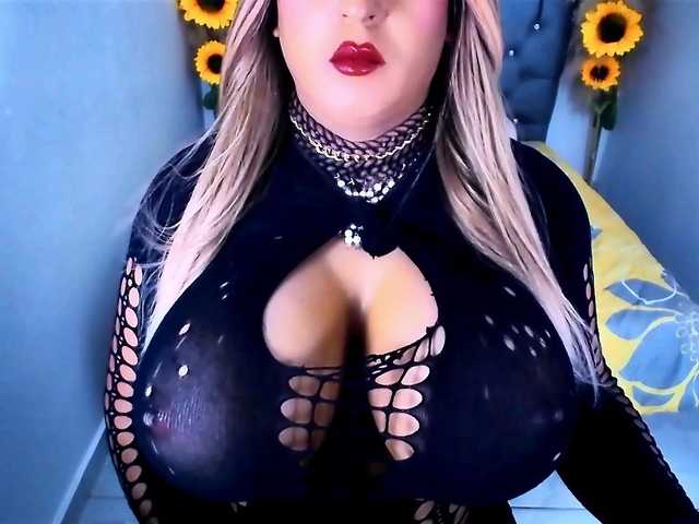 kamilabigcock