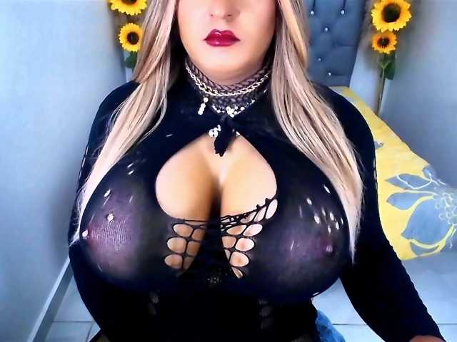 kamilabigcock