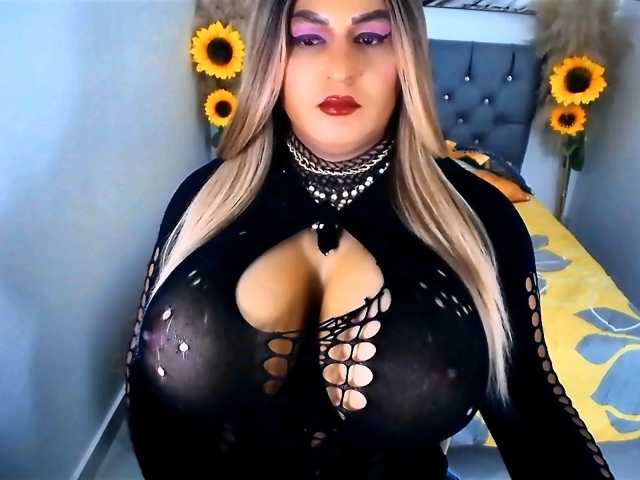 kamilabigcock
