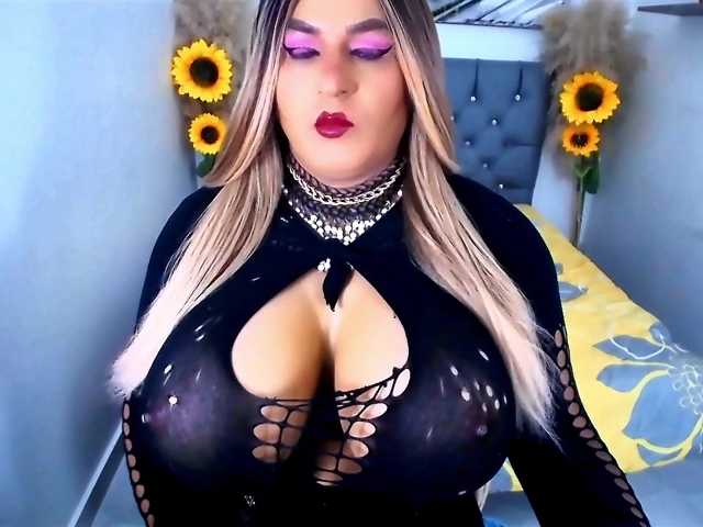 kamilabigcock
