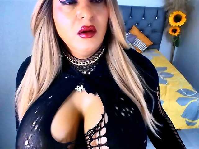 kamilabigcock