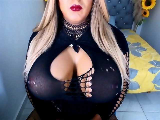 kamilabigcock