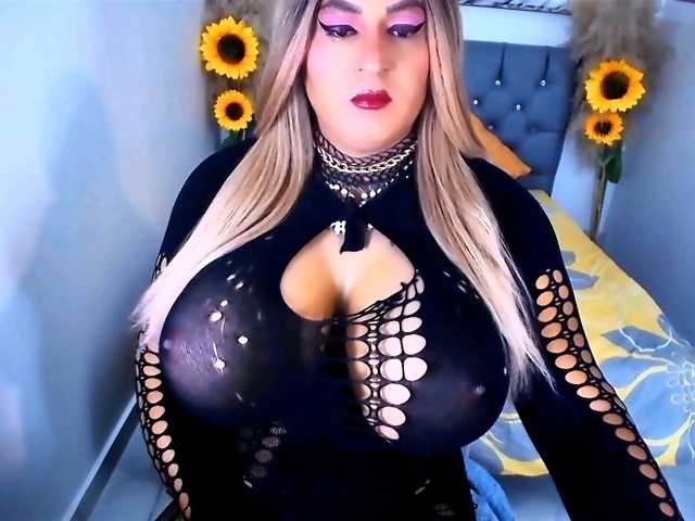 kamilabigcock