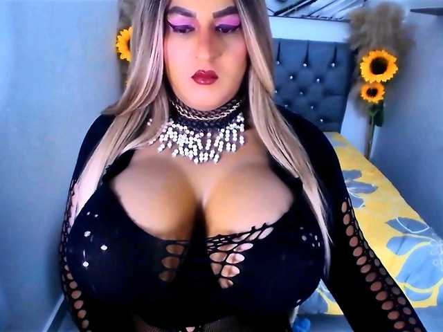 kamilabigcock