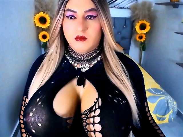 kamilabigcock