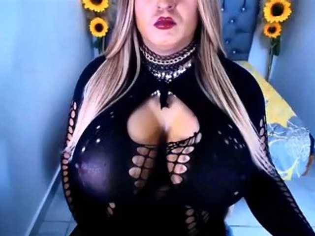 kamilabigcock